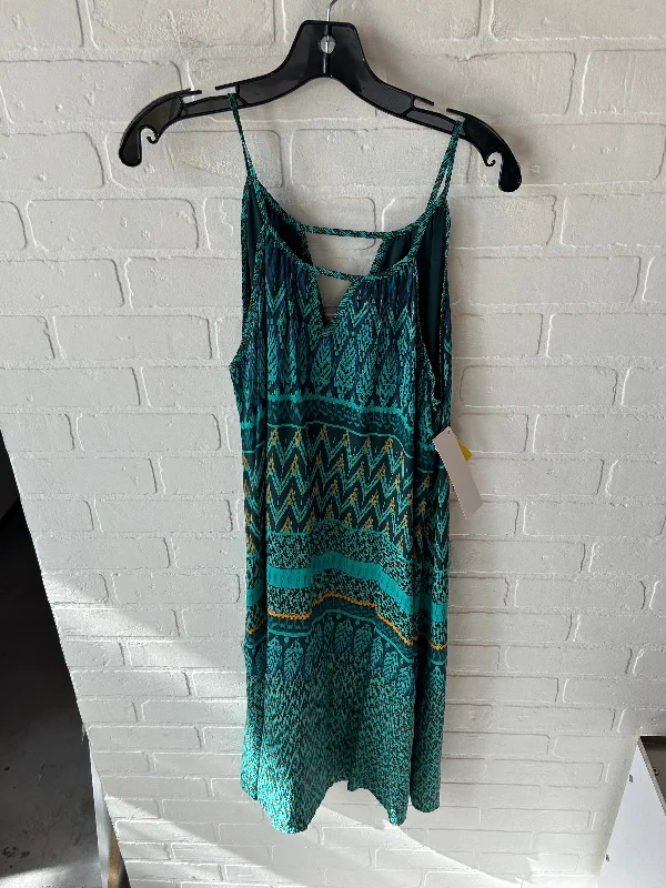 Dress Casual Short By Prana In Green, Size: S