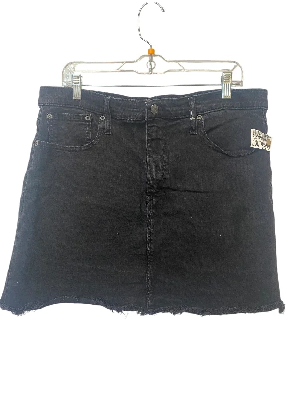 Skirt Mini & Short By Madewell In Black, Size: 32