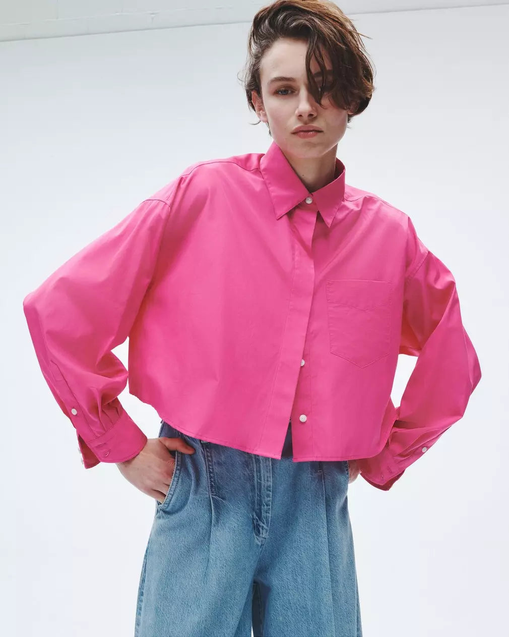 Beatrice Cotton Poplin Crop Shirt - Bright Pink